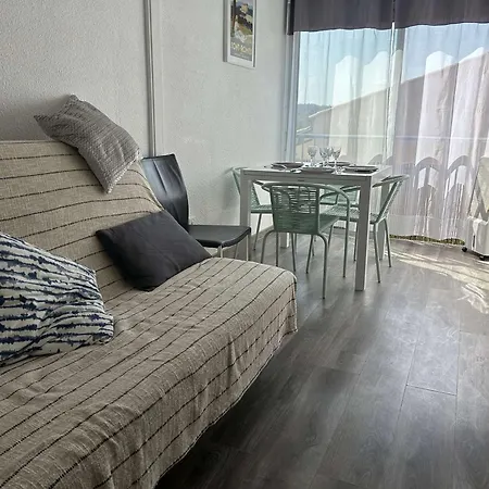2p Avec Tennis, Piscine, Park Prive, A 800m - St Pierre La - Fr-1-229d-142 Apartment
